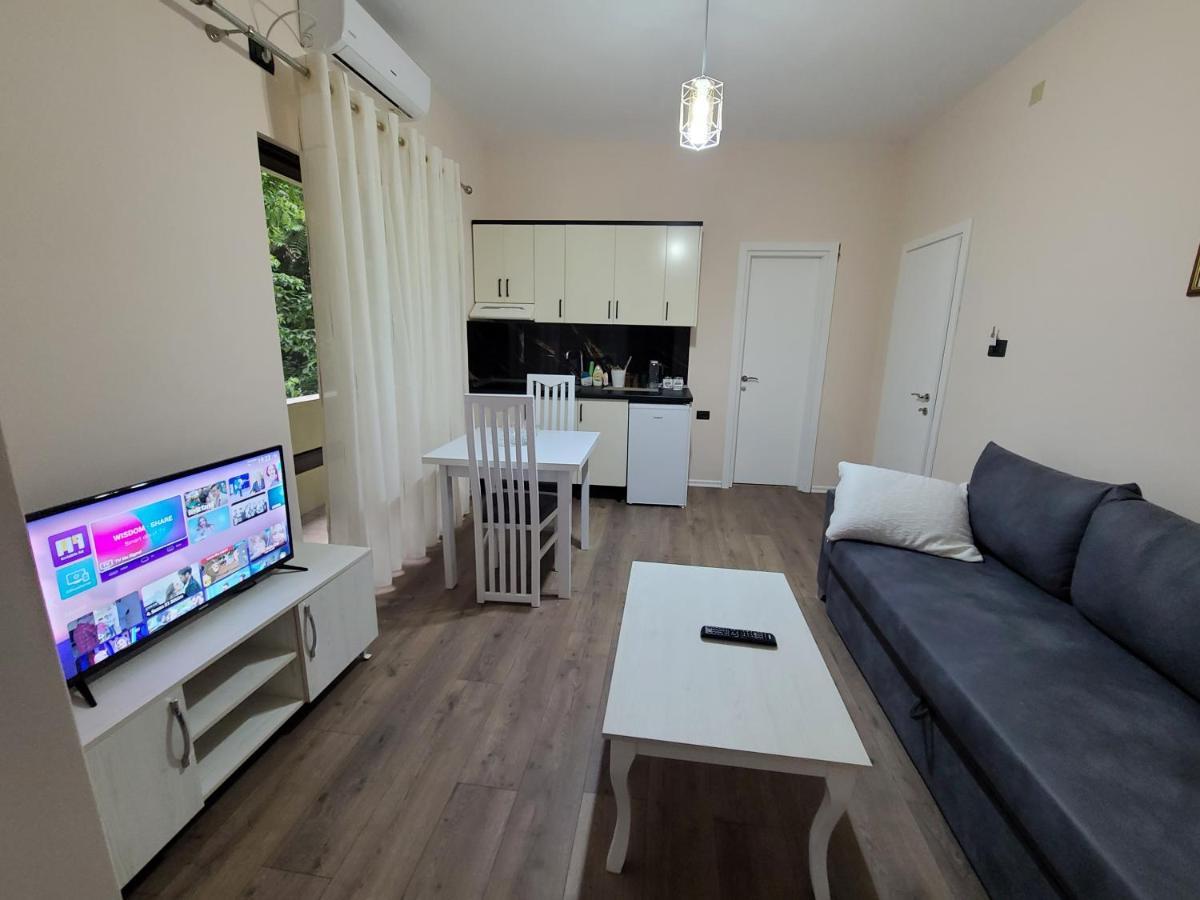 D1 Rooms & Apartments Tirana Exterior photo